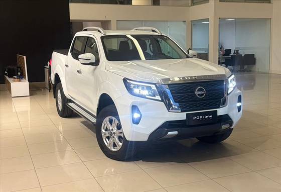 NISSAN FRONTIER 2.3 16V TURBO DIESEL XE CD 4X4 AUTOMÁTICO